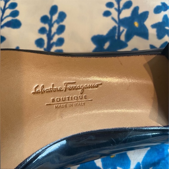 Ferrargamo Patent Leather Block Heels - Picture 7 of 7